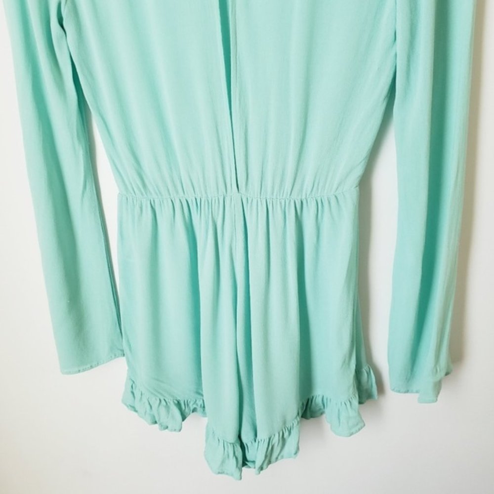 Altar'd State | Romper With Open Back/ Ruffled Hem - Picture 4 of 6